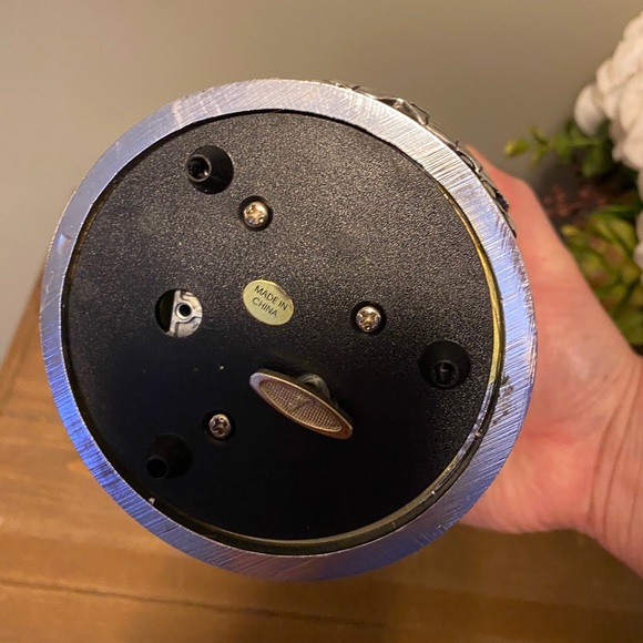 Art Van Frosty the Snowman Musical Snow Globe 2017 - Picture 7 of 9